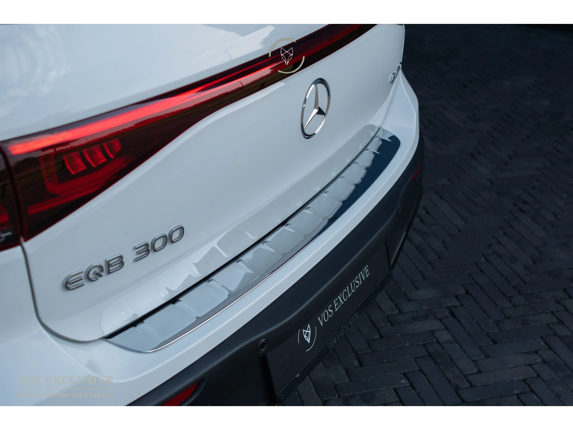 Mercedes-Benz EQB 48