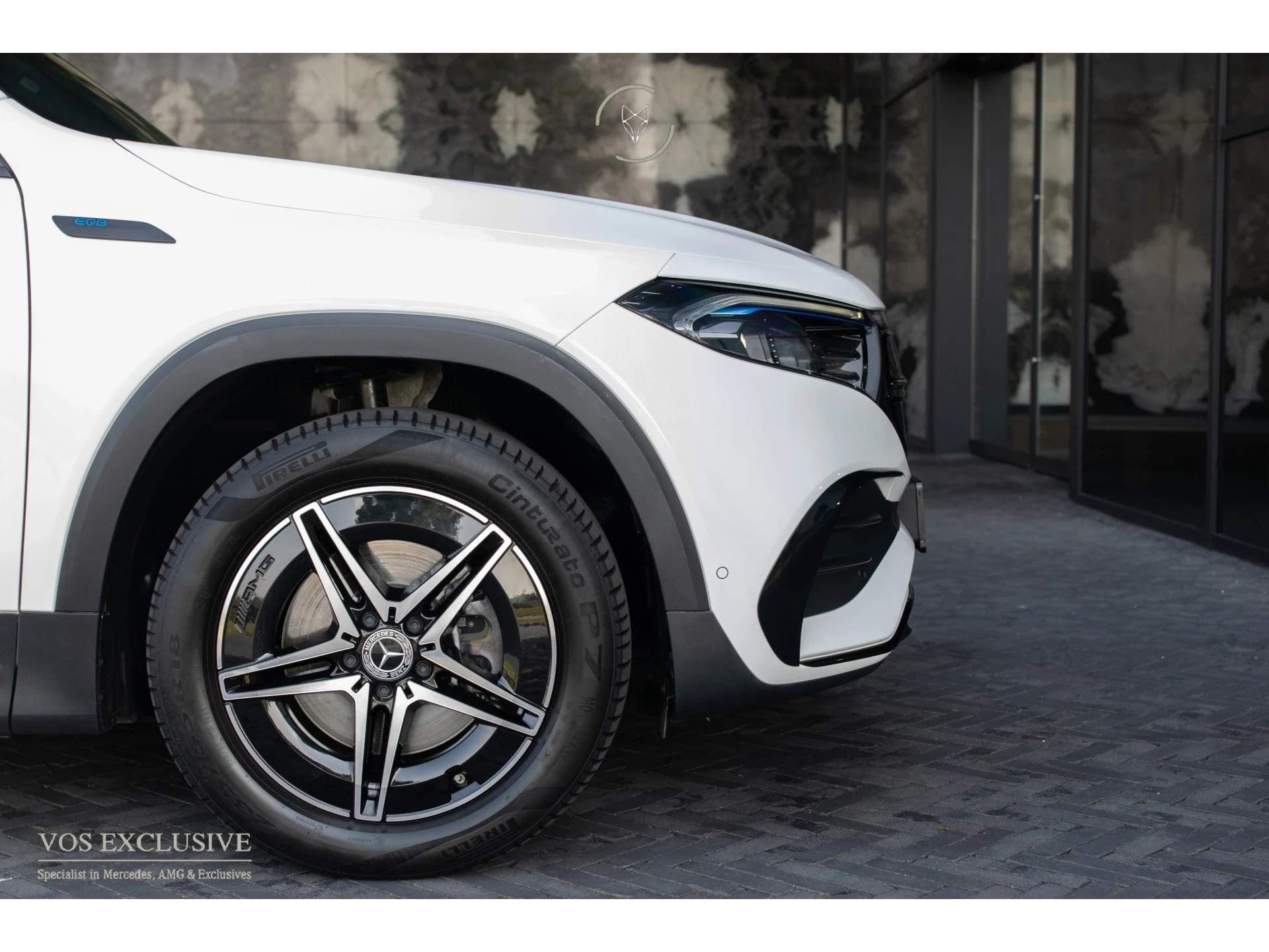 Mercedes-Benz EQB 53